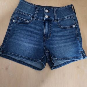 Guess jean shorts medium wash women's waist 24 size 2